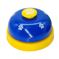 Cloche pour chien bleu et jaune, avec des motifs pattes de chien, sur un fond blanc